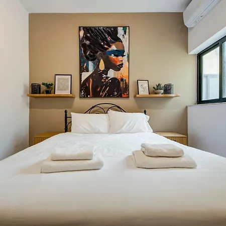 4 Bedroom In With Ac Balconies And Wifi * Gzira