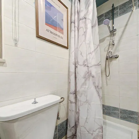 4 Bedroom In With Ac Balconies And Wifi * Gzira