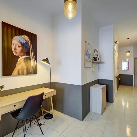 4 Bedroom In With Ac Balconies And Wifi